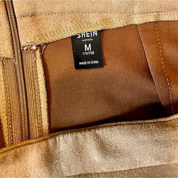 Suede Side Slit Skirt - Picture 3 of 5